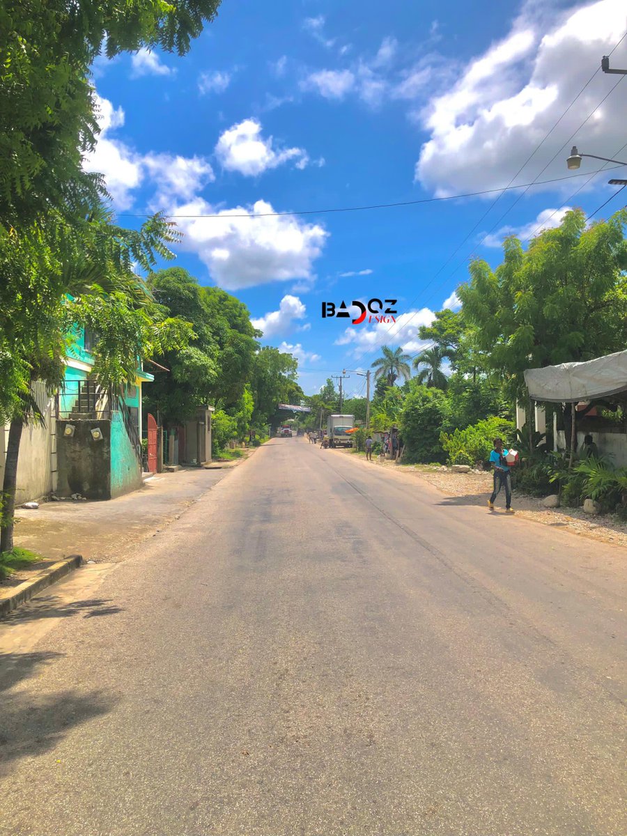 OupsRay's tweet photo. 🛑Update
Se pa Florida se toujou Kanperen ki pwòp e bel konsa. https://t.co/relPeKFTzV