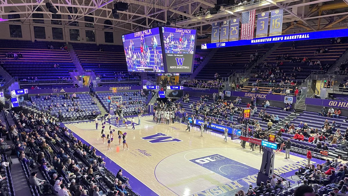 B1G Reign☔️ tweet media