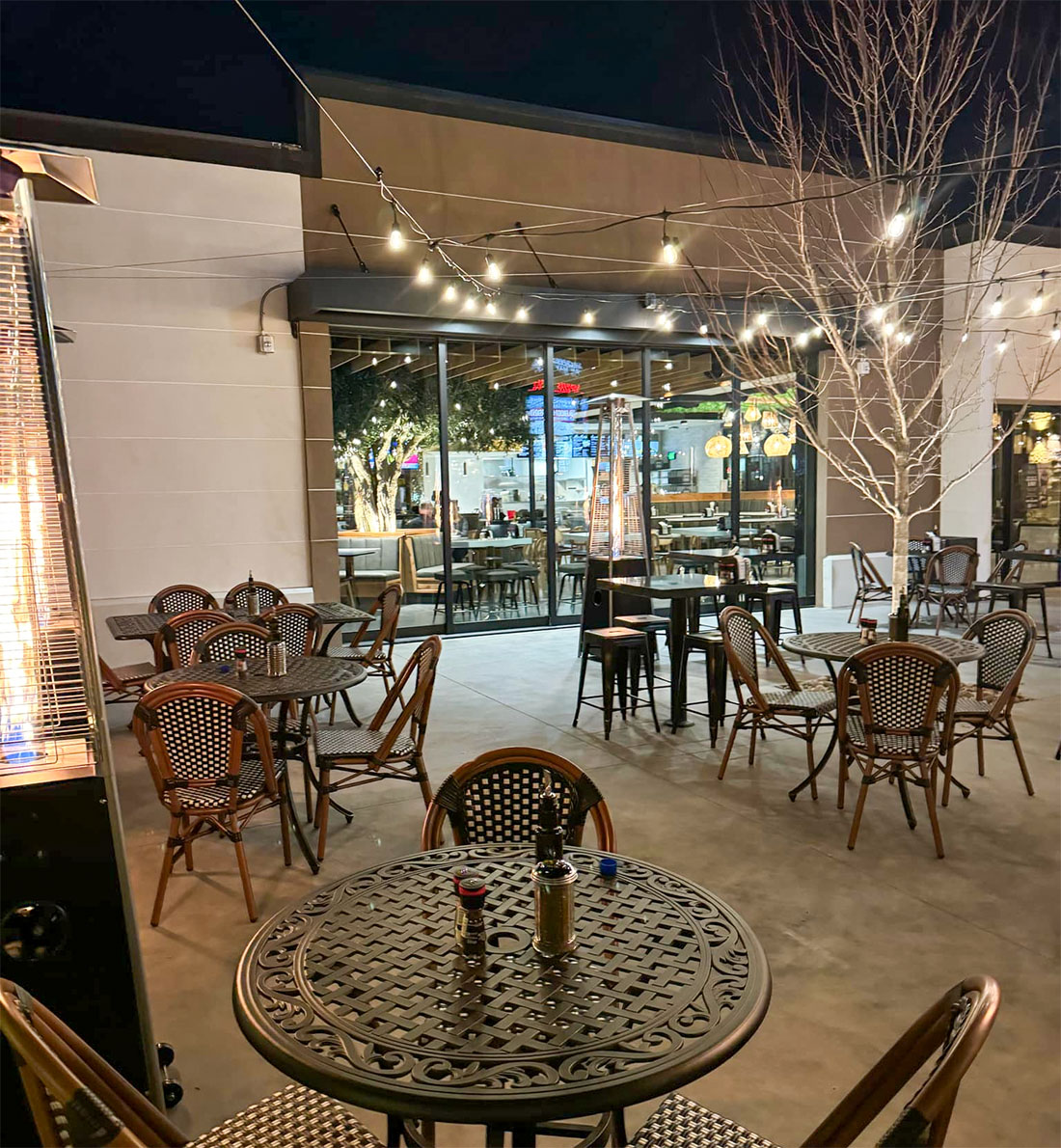 OKCTalk's tweet photo. Set to open Dec. 15th, Meddy’s offers healthy Mediterranean fare at reasonable prices. @eatmeddys

Located at 9404 N. May, the Kansas-based mini chain has built a reputation for tasty fare, lots of vegetarian options, a pretty setting, and a full bar. https://t.co/XC1T5OhJnR