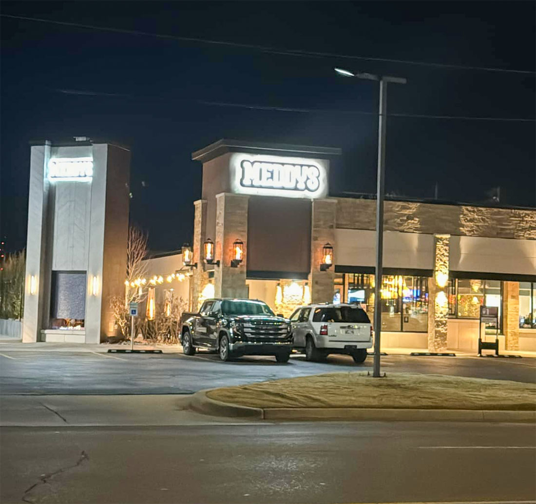 OKCTalk's tweet photo. Set to open Dec. 15th, Meddy’s offers healthy Mediterranean fare at reasonable prices. @eatmeddys

Located at 9404 N. May, the Kansas-based mini chain has built a reputation for tasty fare, lots of vegetarian options, a pretty setting, and a full bar. https://t.co/XC1T5OhJnR