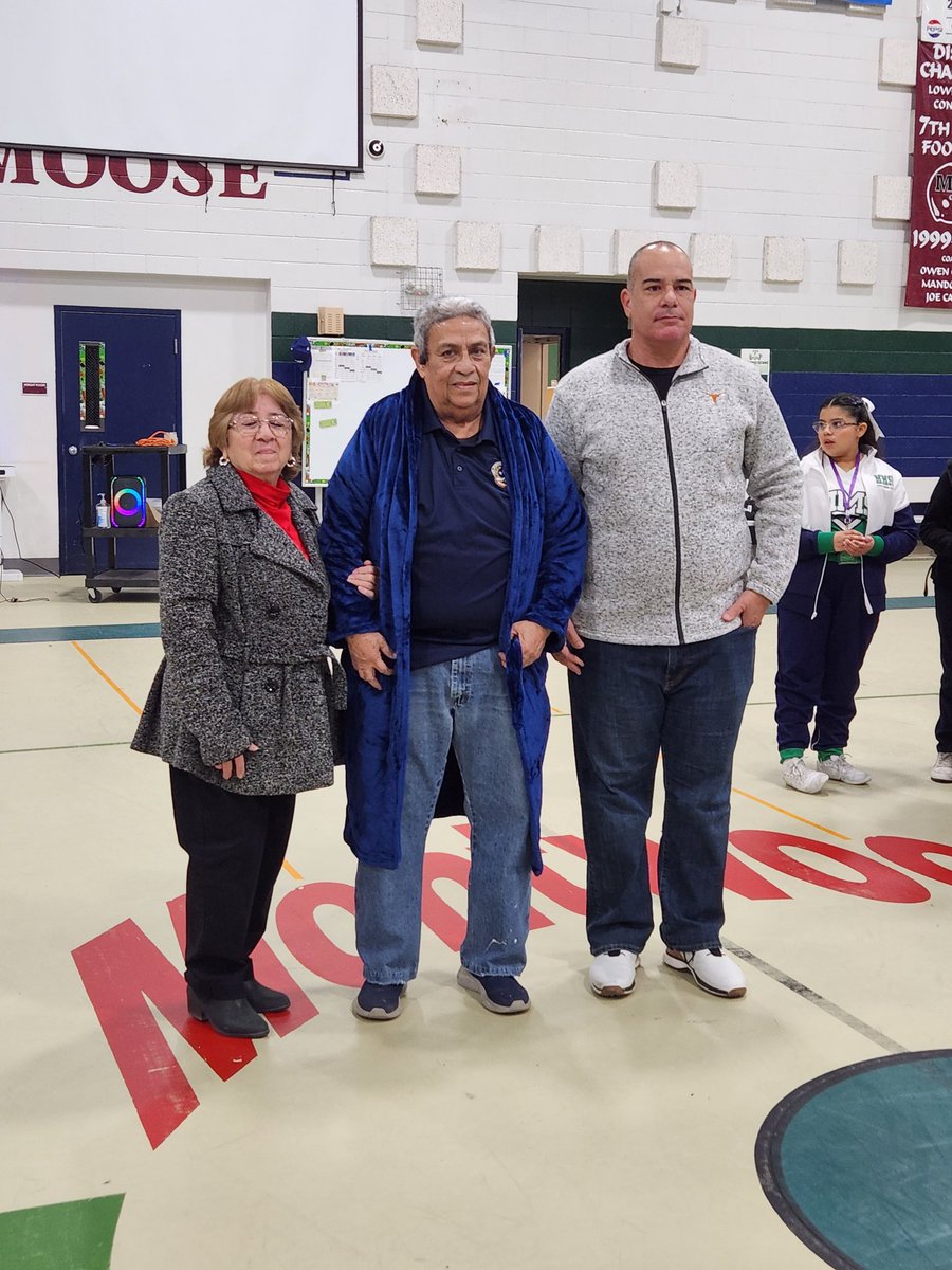 SBrandon_MMS (@sbrandon_mms) on Twitter photo Saying "See you later" to my good friend and secret handshake buddy, Herbert! Seriously, one of the BEST! I will miss my friend, but wish him all the best in his retirement! #TeamSISD #MooseNation #SISDLibraries <a href="/CCKimmay/">Kimberly McSpadden</a> <a href="/CLindsey_MMS/">Carole Lindsey</a> <a href="/Oropeza_CIS_MMS/">Amanda Oropeza</a> Saying "See you later" to my good friend and secret handshake buddy, Herbert! Seriously, one of the BEST! I will miss my friend, but wish him all the best in his retirement! #TeamSISD #MooseNation #SISDLibraries <a href="/CCKimmay/">Kimberly McSpadden</a> <a href="/CLindsey_MMS/">Carole Lindsey</a> <a href="/Oropeza_CIS_MMS/">Amanda Oropeza</a>