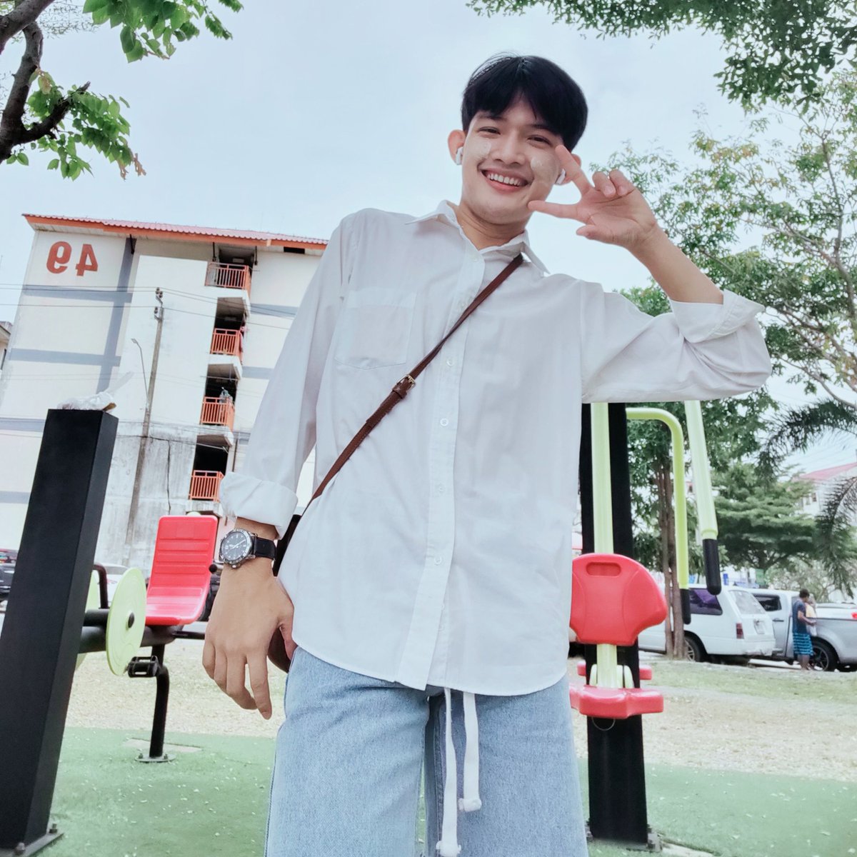 AungOkMin1's tweet photo. #NewProfilePic https://t.co/ft1uZjDjrd