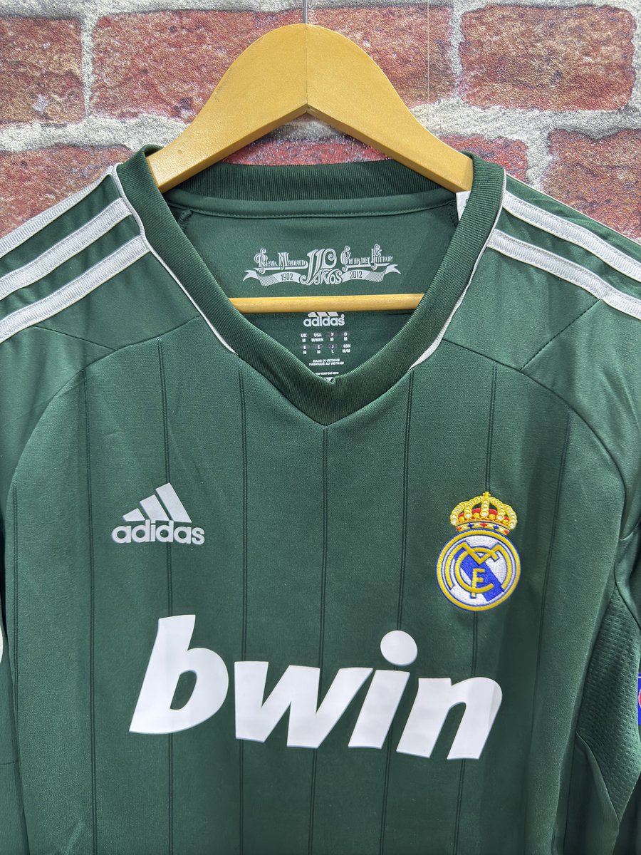 torino_store's tweet photo. متوفر الان 🤩

تيشيرت #ريال_مدريد الثالث كلاسيك موسم 2012/2013🤩🔥

مع طباعة اسم ورقم الاعب #Özil وشعار #ابطال_اوروبا 🤩🏆

الخامة والتفاصيل 🔝✨

• عرض قطعتين والثالثه مجاناً مُستمر على جميع الاقسام 🤩👏🏻✅

للطلب :👇

https://t.co/zUlu6FowGb https://t.co/9rSm4RLOH9