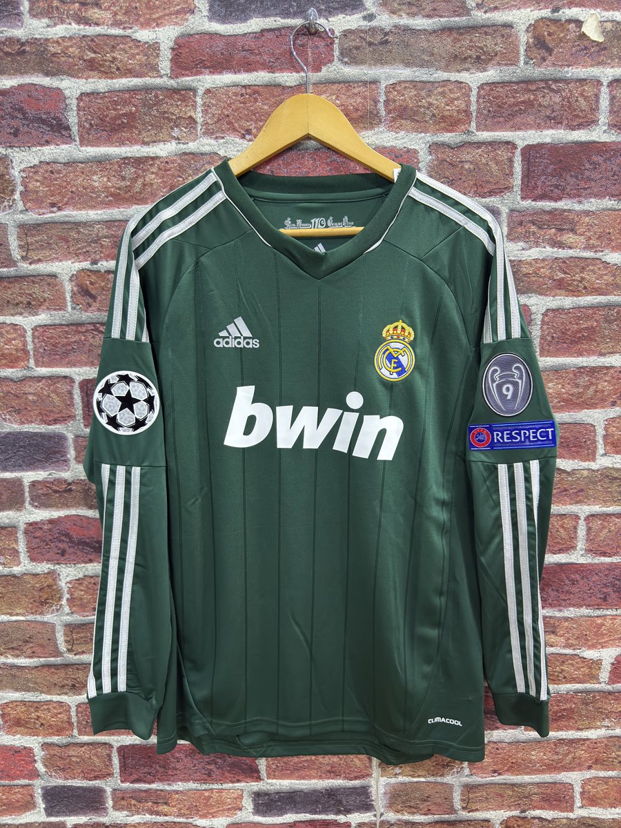 torino_store's tweet photo. متوفر الان 🤩

تيشيرت #ريال_مدريد الثالث كلاسيك موسم 2012/2013🤩🔥

مع طباعة اسم ورقم الاعب #Özil وشعار #ابطال_اوروبا 🤩🏆

الخامة والتفاصيل 🔝✨

• عرض قطعتين والثالثه مجاناً مُستمر على جميع الاقسام 🤩👏🏻✅

للطلب :👇

https://t.co/zUlu6FowGb https://t.co/9rSm4RLOH9