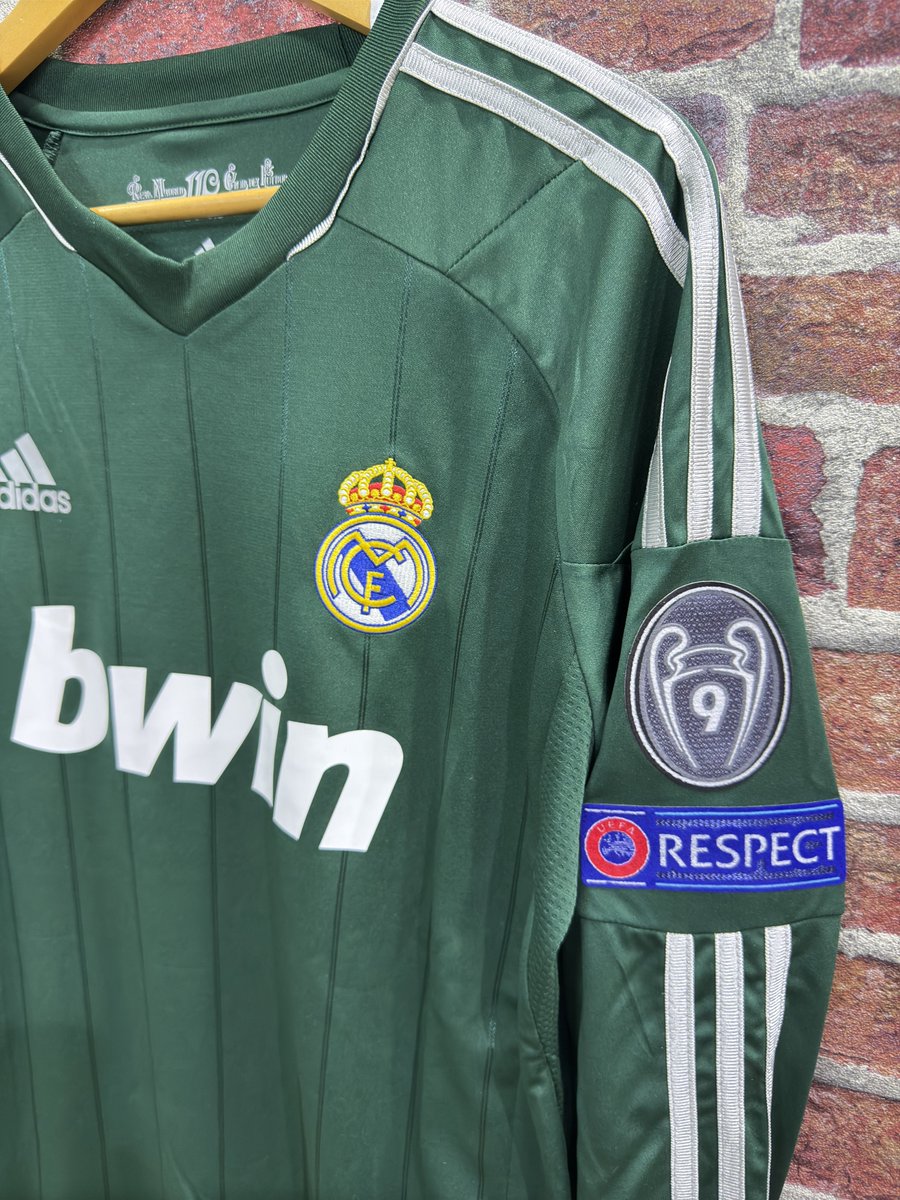 torino_store's tweet photo. متوفر الان 🤩

تيشيرت #ريال_مدريد الثالث كلاسيك موسم 2012/2013🤩🔥

مع طباعة اسم ورقم الاعب #Özil وشعار #ابطال_اوروبا 🤩🏆

الخامة والتفاصيل 🔝✨

• عرض قطعتين والثالثه مجاناً مُستمر على جميع الاقسام 🤩👏🏻✅

للطلب :👇

https://t.co/zUlu6FowGb https://t.co/9rSm4RLOH9