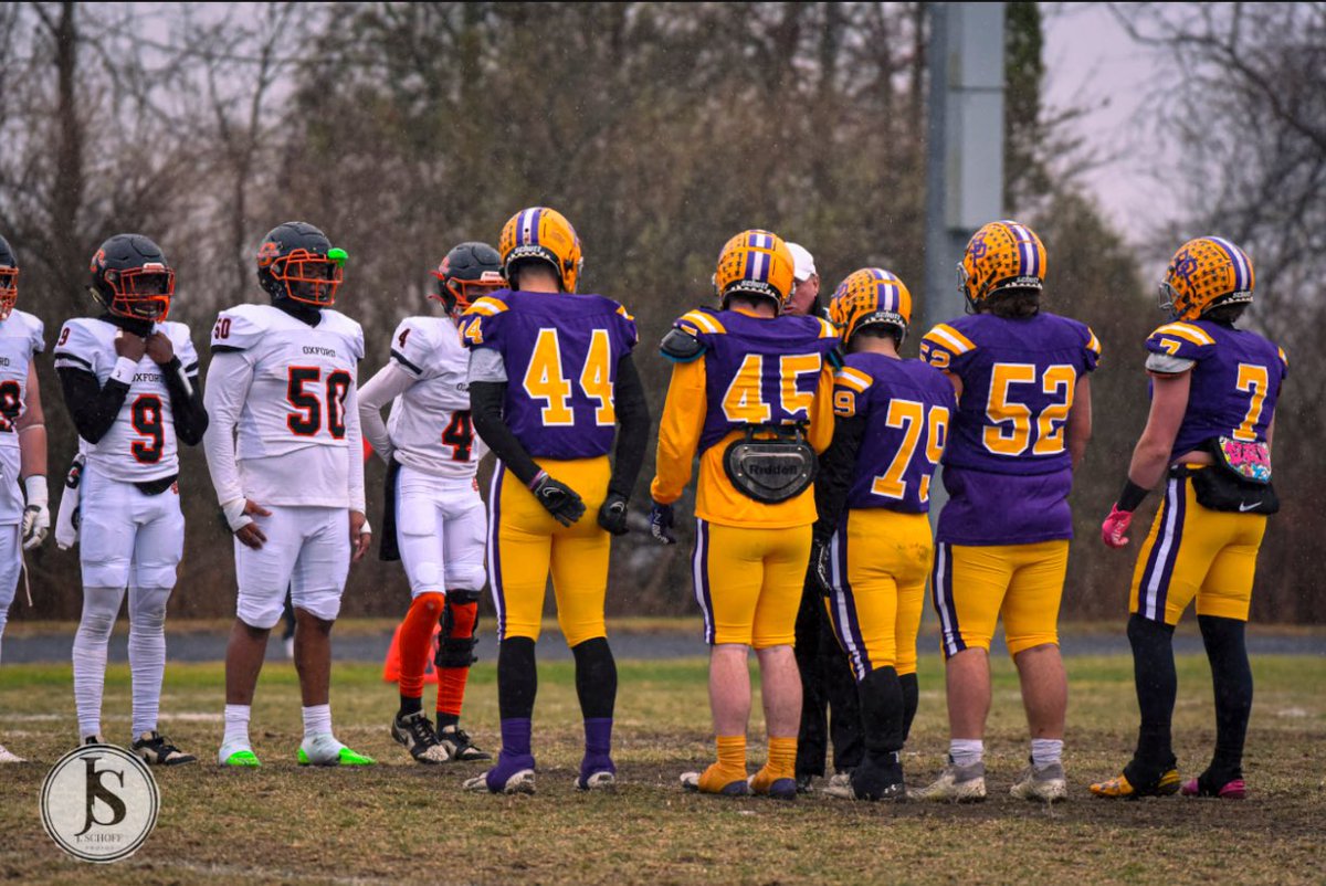 Grateful for the Captains who led alongside me this year 🙌🏾

#FINAL16 #Massachusetts 
#captains #football #family