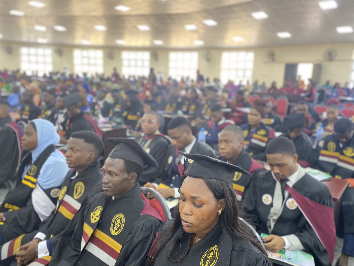 Nimelssa_auo's tweet image. 14th induction ceremony of Medical Laboratory Science Achievers University Chapter🥳🥂
#Achieversuniversity
#YMLS
#MLSCN