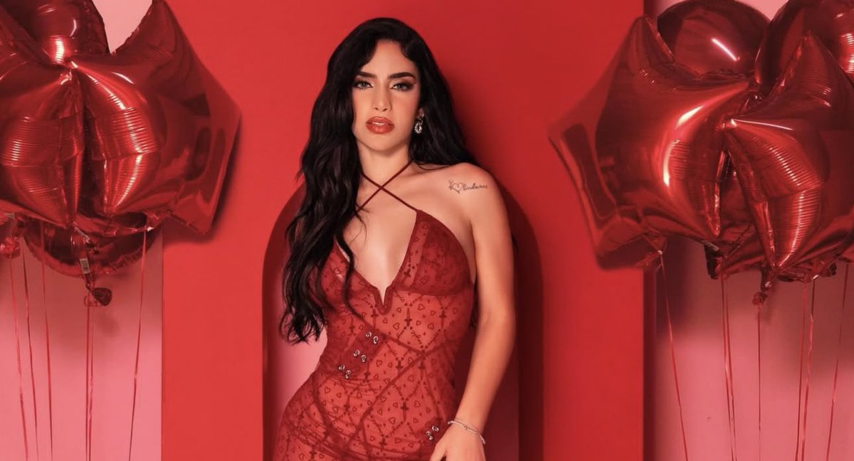 KLReports's tweet image. ¡Feliz cumpleaños Kim Loaiza!