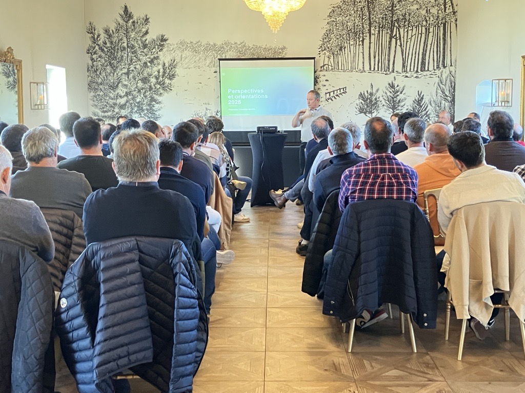 𝗝𝗲𝘂𝗱𝗶 𝟭𝟮 𝗱𝗲́𝗰𝗲𝗺𝗯𝗿𝗲 𝟮𝟬𝟮𝟰. Bayer célèbre le premier anniversaire de l’Organisation de Producteurs de Semences Adour-Océan, l'#OPSAO, une initiative de maïsiculteurs engagés pour une production de semences de maïs #innovante et #durable. 🌽