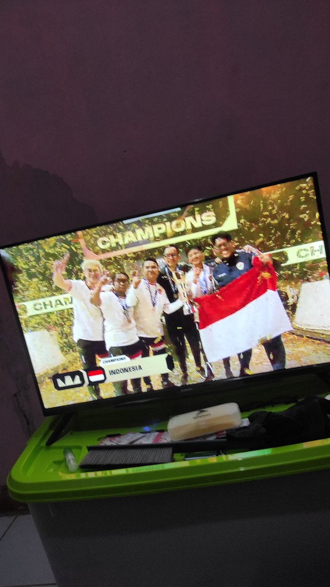 Indonesia Juara Dunia lagi...!!! 🇮🇩🔥
<a href="/FIFAe/">FIFAe</a>