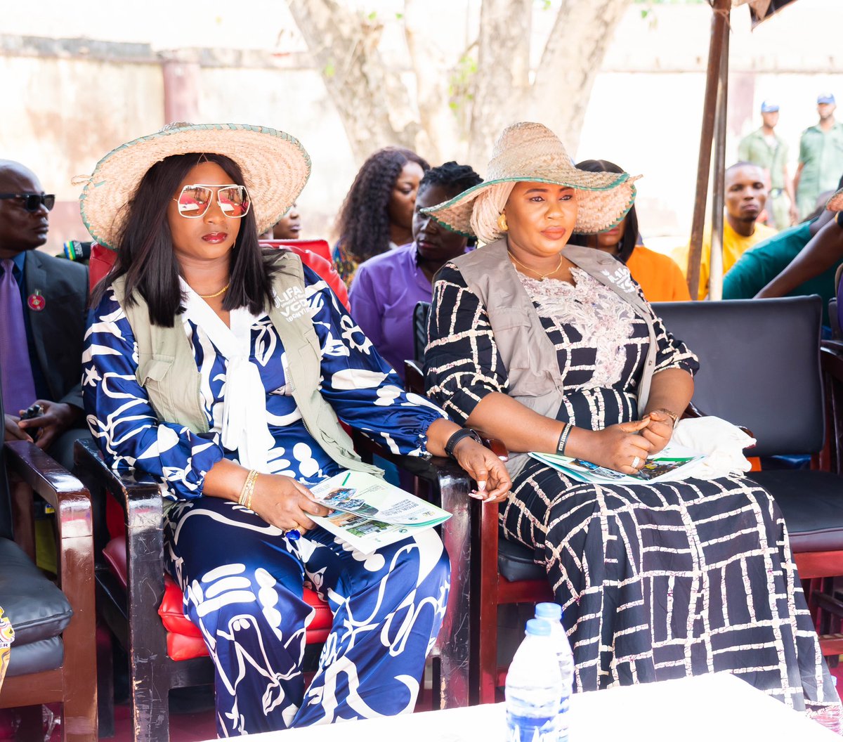 UzoamakaNwifuru's tweet photo. The Federal Government in collaboration with IFAD -VCDP and Ebonyi State government distributed farm inputs to farmers in Ebonyi. The inputs were distributed, during  the Agency’s agricultural equipment/input distribution at the IFAD/VCDP office in Abakaliki. https://t.co/eZH6ZEXj1L