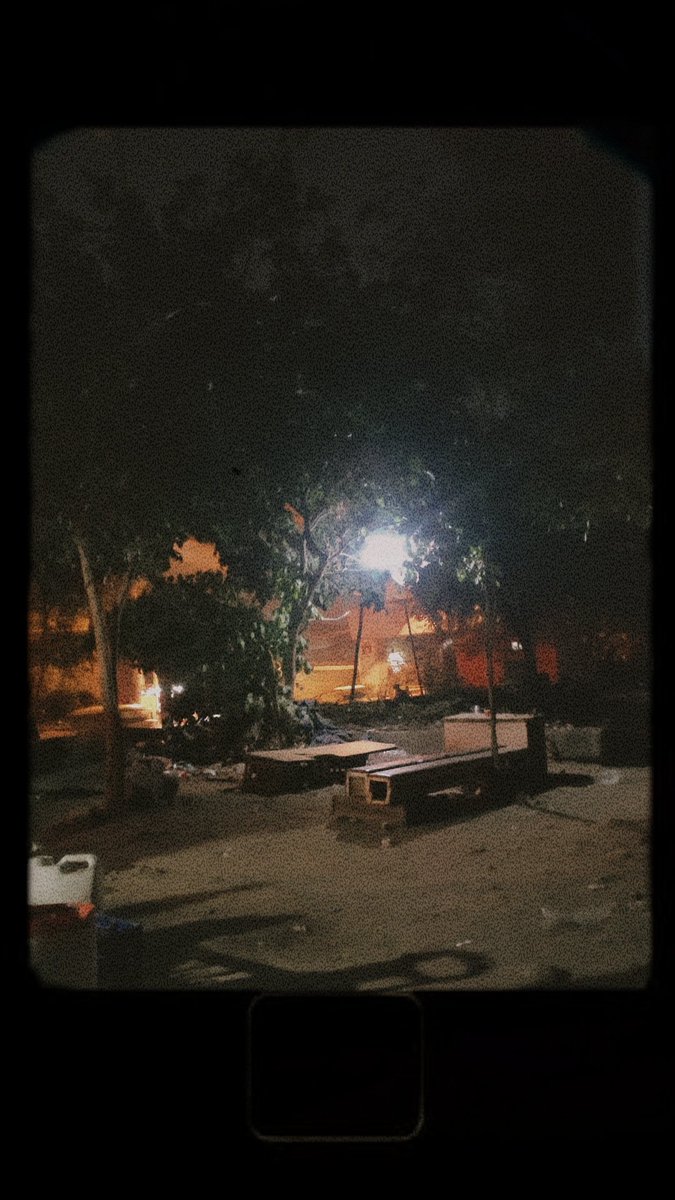 anas_a_human's tweet photo. "Winter notebook calls
Lunch crumbs scatter with the wind
Soft NCR hums."

© Anas 

Another Haiku. 

Written on Dec 2nd, 2024. https://t.co/nuwo7f37OB
