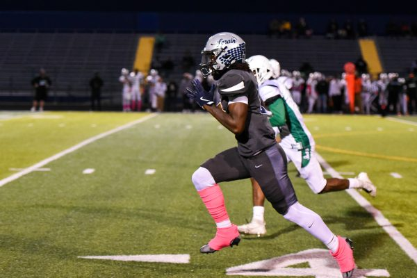 Perez_Sports's tweet photo. Breaking🚨🏈

Lorain's Division I All-Ohioans:
- Jairo Williams, 1st
- Ocir Kimble, 3rd
- Luke Wilson, 3rd
- Jay'l Diaz, 3rd
- Isaiah Ray, HM
- Ezra Williams, HM
- Jamiyus Gaines, HM

@lorainathletics @MJournalSports https://t.co/vv8XHgC56h