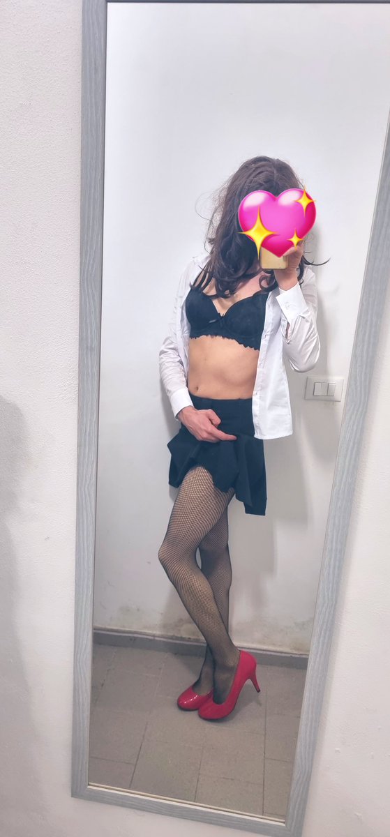 firdocd's tweet photo. Ma se mi trovi così cosa facciamo?🫦🌸 RT per favore se ti piaccio💖🌸

#sissy #sissygurl #slut #DaddysLittleGirls #dirtygurl #cd #chastity #gurl #femboy #tgirl #trans  #cd #crossdresser #toy #anal #expose #exposed #crossdressercaptions #exposuresissy #exposure #outfit #italy https://t.co/uMlUTRt3gY