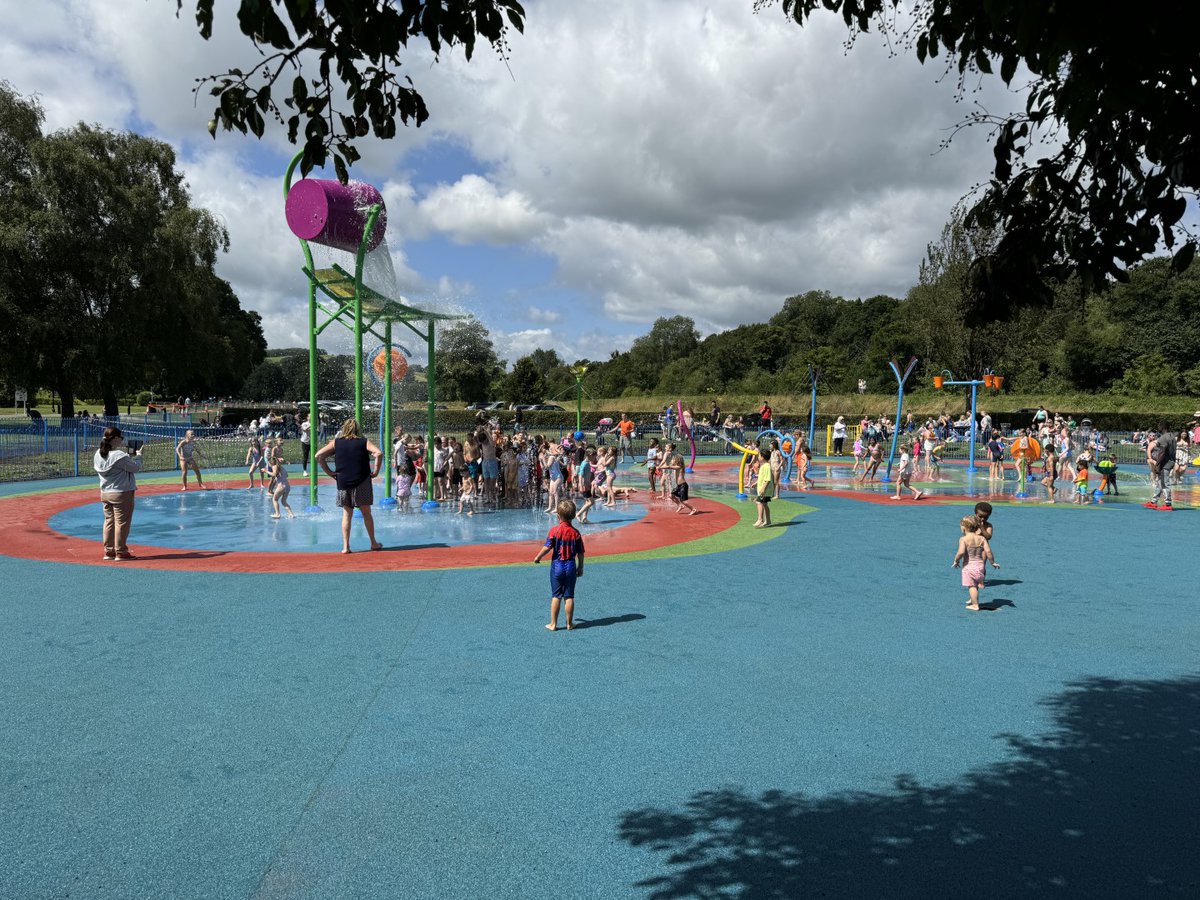 Ustigate Waterplay tweet media