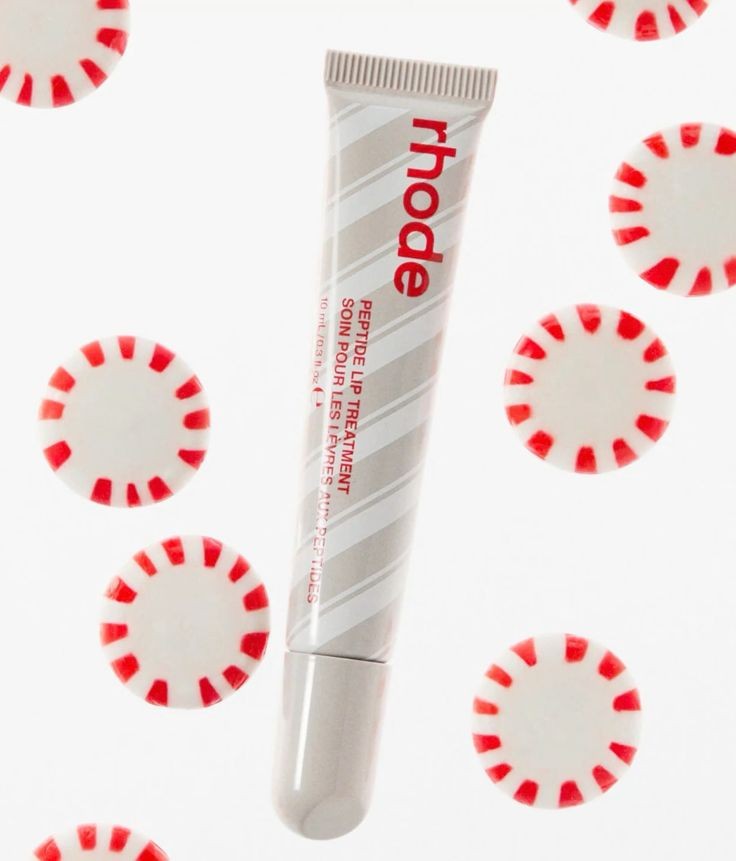 haileysfacts's tweet photo. 💰| Hailey Bieber’s “Rhode Peppermint Glaze Lip Treatment” generated $15 MILLION dollars in the first week, puck reports.

— “The product did some sales on the level of the multi-bilion dollar company Skims” https://t.co/iOHaDq8mWH