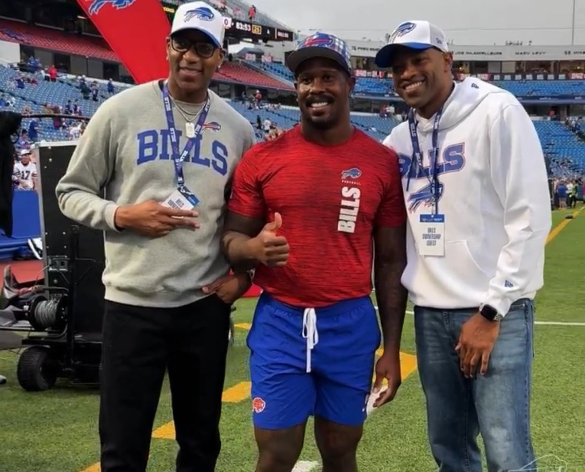 SAY CHEESE! 👄🧀 tweet media