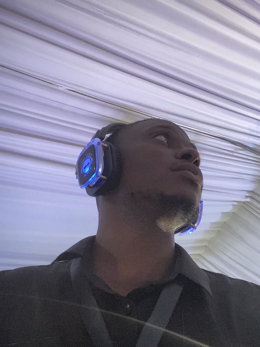opetobiemmanuel's tweet photo. The conference sparked new ideas, and every session offered insights that push our boundaries. Let’s keep this momentum going and cultivate our potential!
#GrowthConference #ElevateYourself https://t.co/EnAqA1wCA7