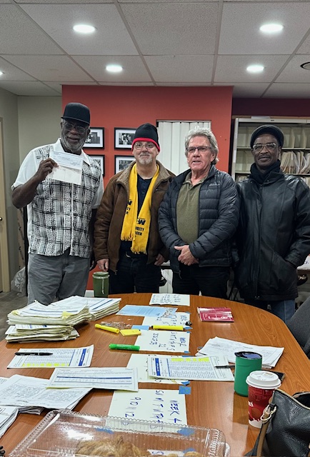 Ottawalabour's tweet photo. Was @cupw Ottawa Local 580 offices earlier today as Sean McKenny of the Ottawa and District Labour Council and David Meinzinger/Reuben Rawlins of the the United Steelworkers Local 9597 each present donation cheques to Local 580 Executive Board member Godwin Smith https://t.co/R1mKHXDMAV