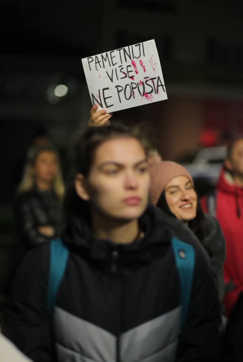 Introvertna1's tweet photo. Е, ово ја зовем "Слика дана"❤️ https://t.co/qZvRnCt3pV