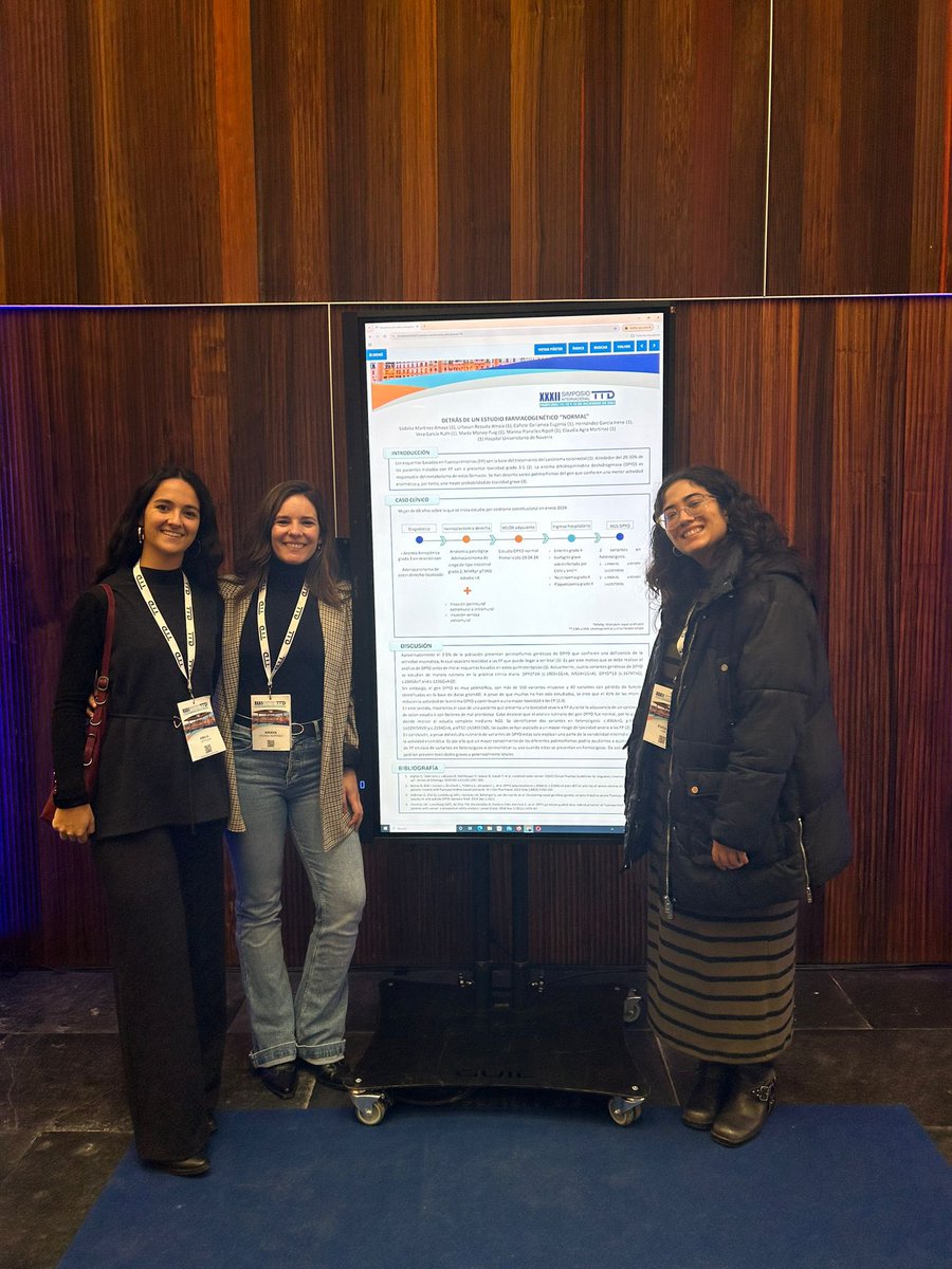 OncoMedicaHUN's tweet photo. Enhorabuena a nuestra R5 Estrella Vargas por su 3er premio en el concurso de casos clínicos!! 👏🏻👏🏻👏🏻
Y a todos nuestros residentes por su participación en el concurso de pósters!  
 #TTD24 @GrupoTTD https://t.co/CnPzCdHoQv