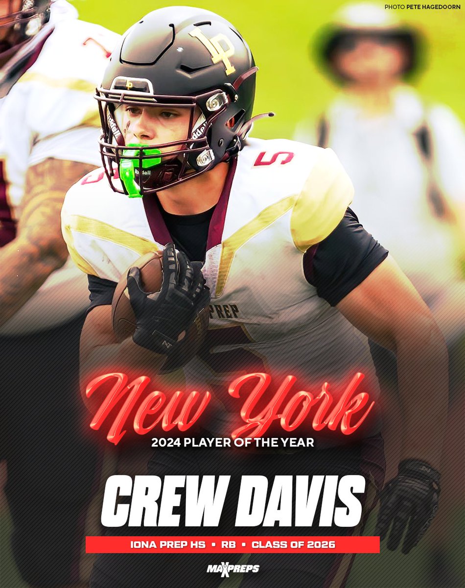 Crew Davis named MaxPreps New York High School Football Player of the Year. 🔥🏆

Full story ⬇️
maxpreps.com/news/z5SQpJZT5…