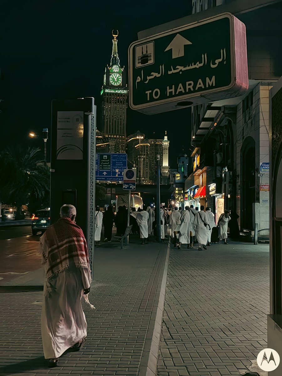 SaudiNewsFR's tweet photo. 📸 Le chemin qu'on oubliera jamais une fois sur place et même après avoir quitté #Makkah 🕋 https://t.co/zpujHn5C7c