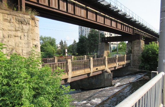 We’re exploring four structures through the Macdonell and Allan’s Structures Environmental Assessment and we want to hear what you think about the proposed recommended solutions. Share your thoughts between now and January 12, 2025, at ow.ly/M3va50UppAQ