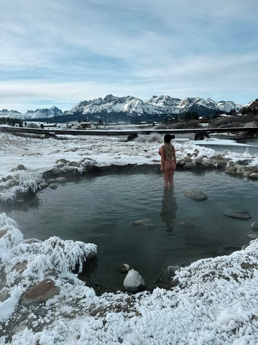 Watch Ivy Ferguson's leaked NSFW photo on TwXstars