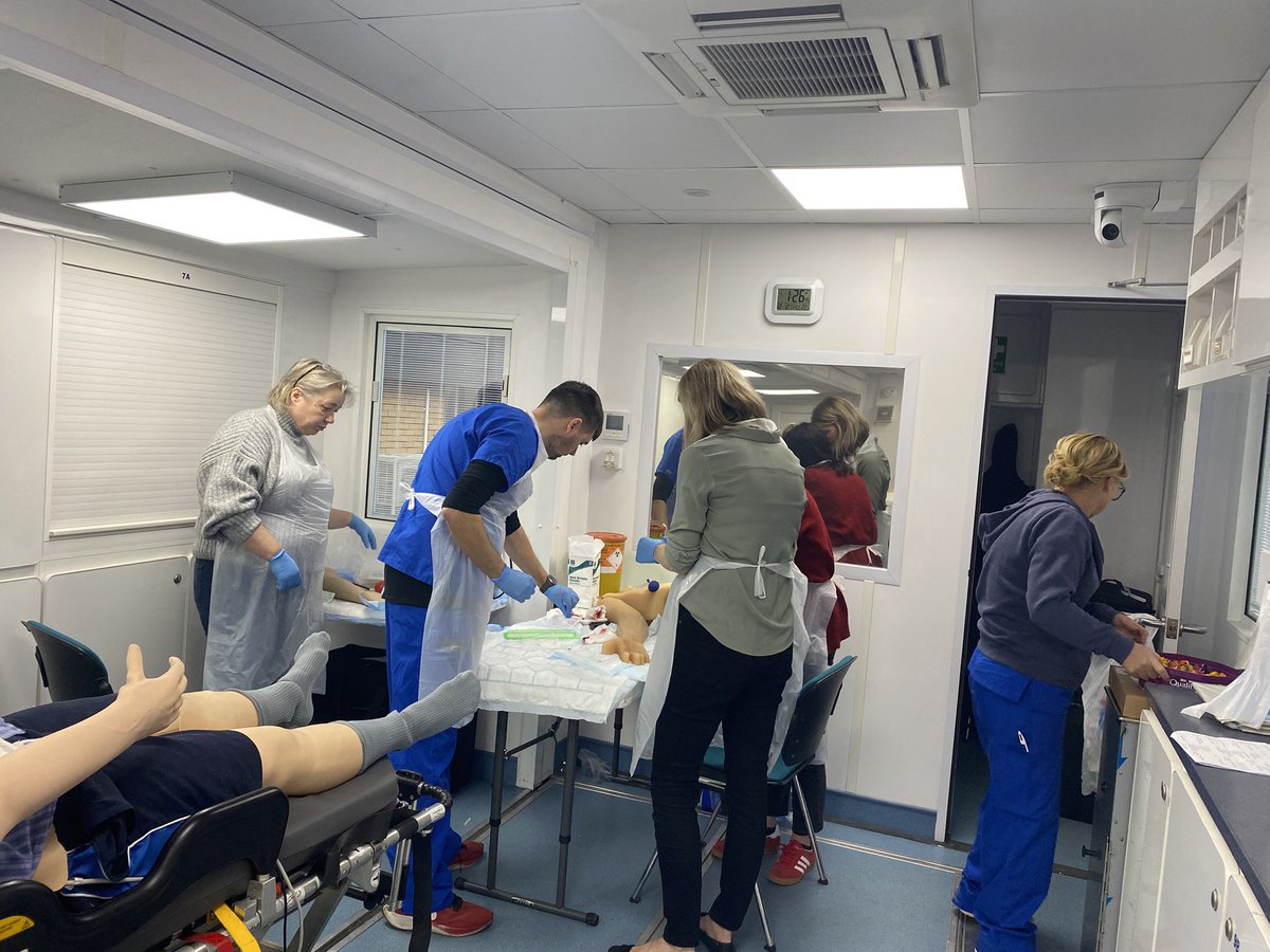 Karen Johnstone 💙 tweet media