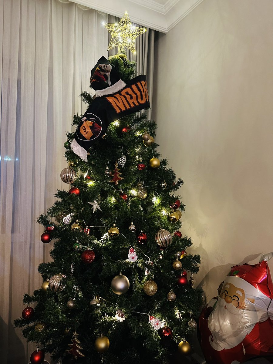 snovvayt's tweet photo. 10 numara 5 yıldız @GalatasaraySK https://t.co/WvtRZPaIFA