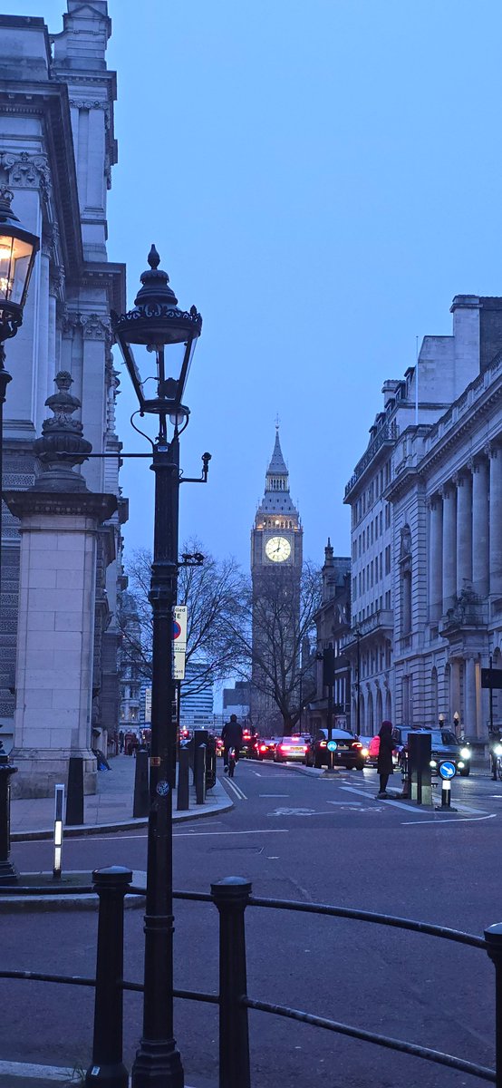 deNovoSolutions's tweet image. We are proud to have brought our #PublicSector expertise to @hmtreasury's Innovation Day 2024! Contributing to discussions with customers on driving efficiency &amp;amp; transforming public services through pioneering cloud technologies. Huge thanks to #HMTreasury for hosting us! #ID24