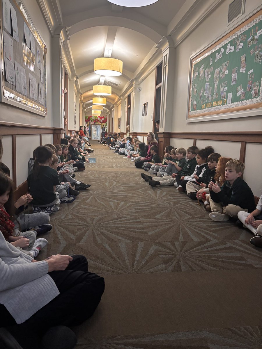 HolySpiritPrep's tweet photo. Happy Feast of Our Lady of Guadalupe! This morning, the Lower School gathered in the hallway to pray the rosary in honor of our Blessed Mother. 🕊️
#HolySpiritPrep #Catholic #CatholicSchool #ourladyofguadalupe https://t.co/al1bmPCaeR