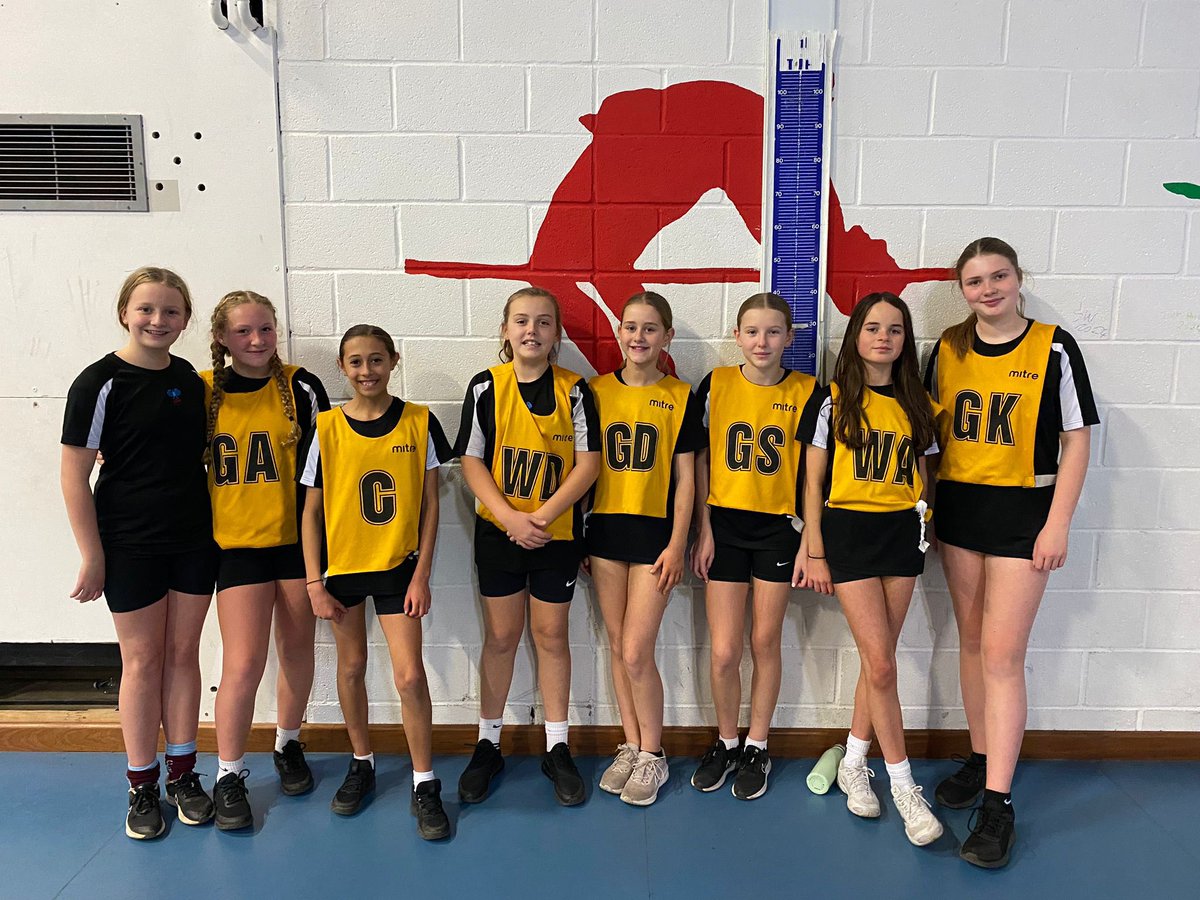 Great netball played tonight at Lliswerry High School 🏐🌟 

Da iawn girls!! 

#MaximisingPotential
#GreatNetball