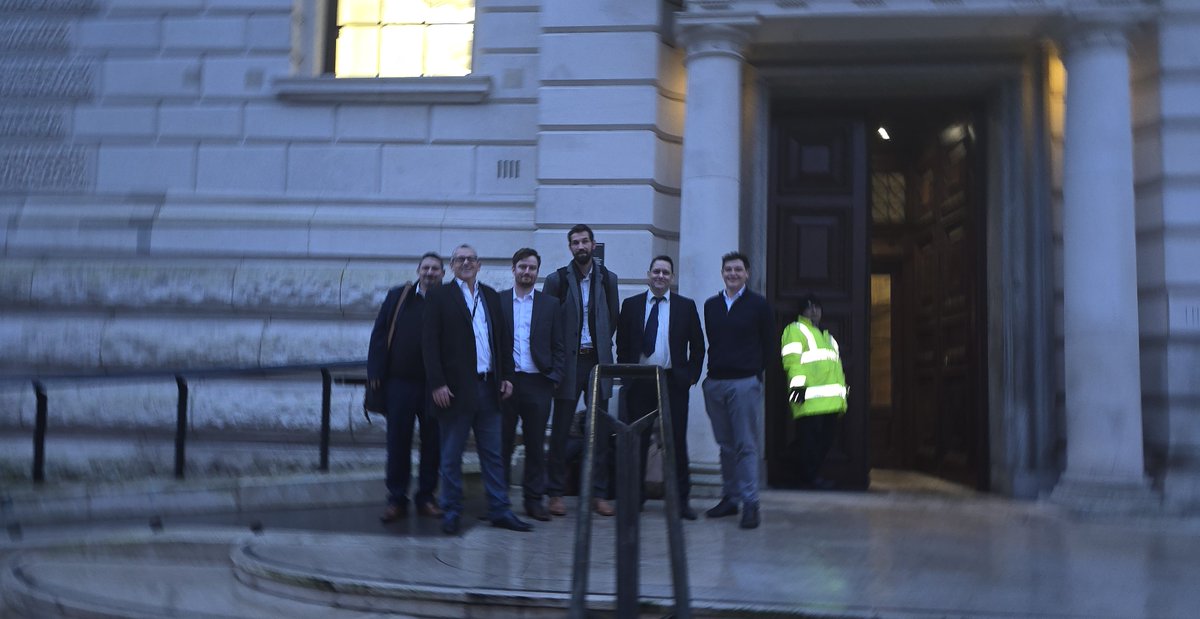 deNovoSolutions's tweet image. We are proud to have brought our #PublicSector expertise to @hmtreasury's Innovation Day 2024! Contributing to discussions with customers on driving efficiency &amp;amp; transforming public services through pioneering cloud technologies. Huge thanks to #HMTreasury for hosting us! #ID24