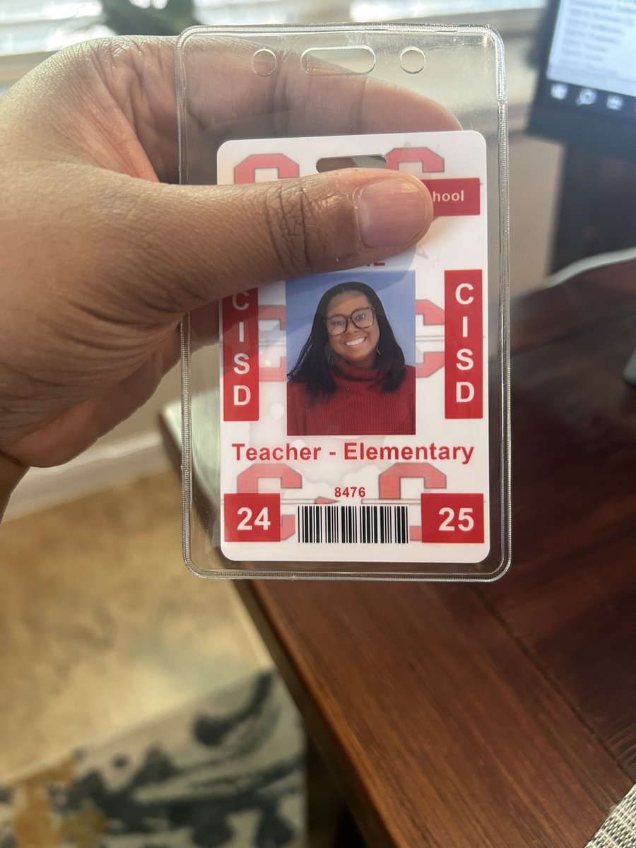 Guess who’s back?! Took a break from the classroom, had a baby, dabbled in the mortgage biz, and 1 year later I’m so excited to step back into teaching. January can’t get here fast enough, can’t wait to kick off 2025 with my CWE babies! 🎸 #2ndgradeteacher #teachermama