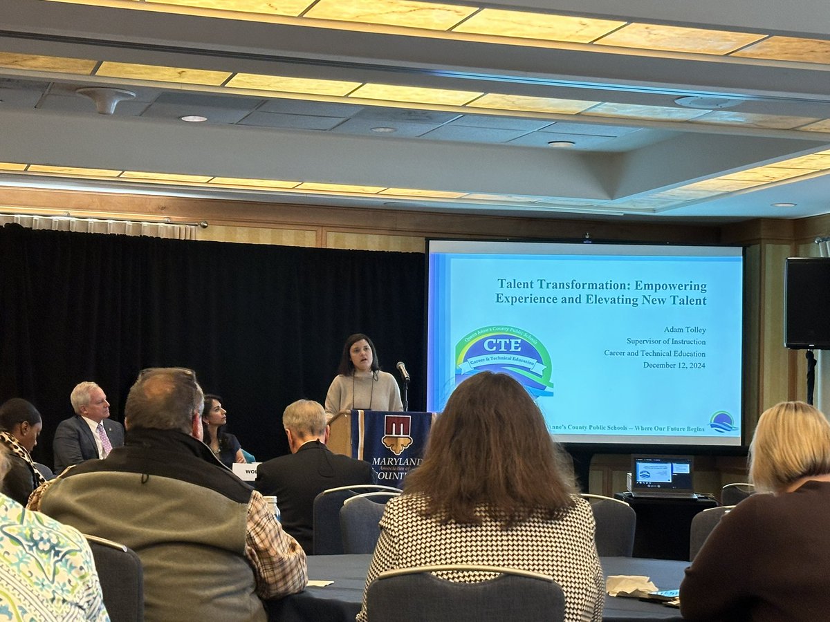 pam4pgcps's tweet photo. Blueprint Pillar 3 - College & Career Readiness is on the agenda at @MDCounties #MACoCon, featuring registered apprenticeships in Harford County govt., @ChesapeakeColl Dual Enrollment & @QACPSMD CTE programs, including interviewing & resume skills building. 

#Blueprint4MD @MDBlueprintAIB #BlueprintInAction @MABE_News @MdPublicSchools