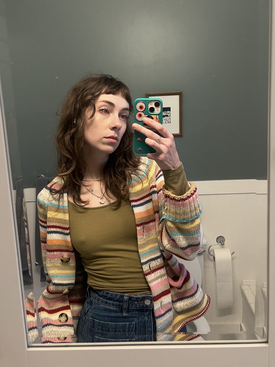 vanillacokezero's tweet photo. return of the bathroom selfie https://t.co/a30KjyRegh