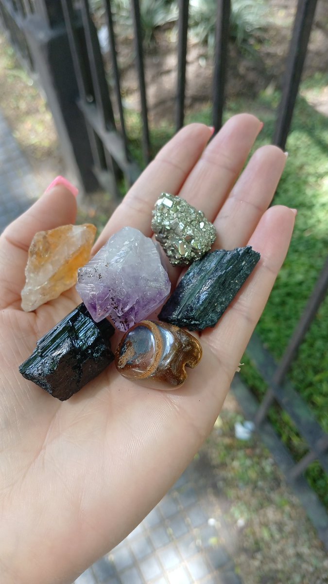 Manifestando💫💫💫💫❤️🙌🫶🙏👨‍👩‍👧‍👦