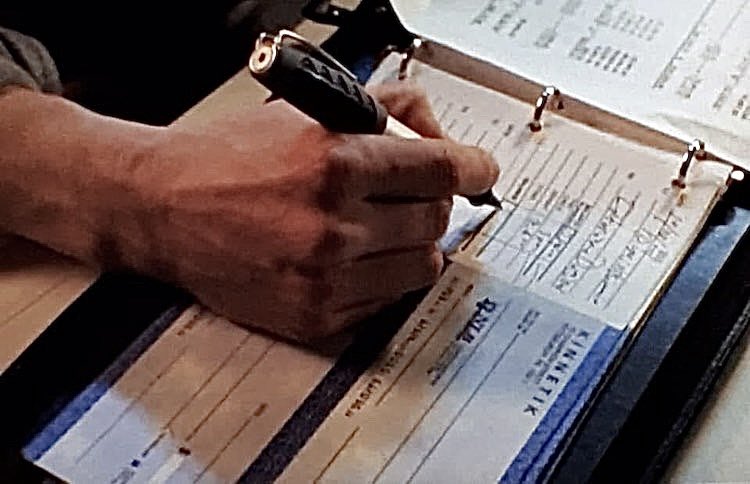 QAFShowtime's tweet photo. 4.1. Great episode of S4 #QueerAsFolk with some classic #BrianKinney lines expertly delivered by #GaleHarold to his friend and new Kinnetik employee Accountant #TedSchmidt. Can you remember any of these outrageously perfect lines?
Hope everyone is having a good week. ✌️🎄🫶 https://t.co/xzWoUuXVix
