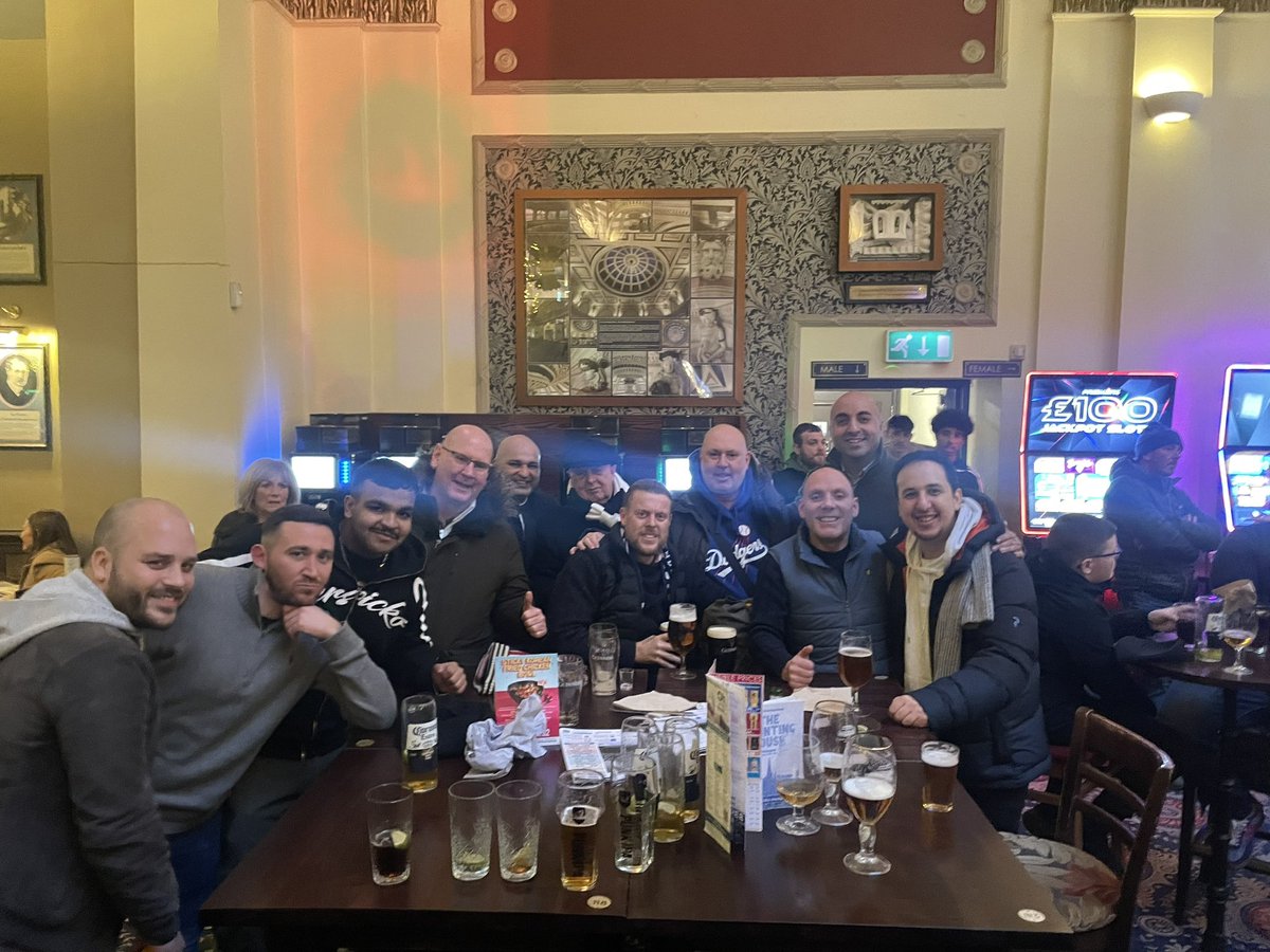 Hello from Glasgow!!! COYS!!!!

#COYS <a href="/YorkshireSpurs/">Yorkshire Spurs</a> <a href="/WeRTottenhamTV/">WeAreTottenhamTV</a>