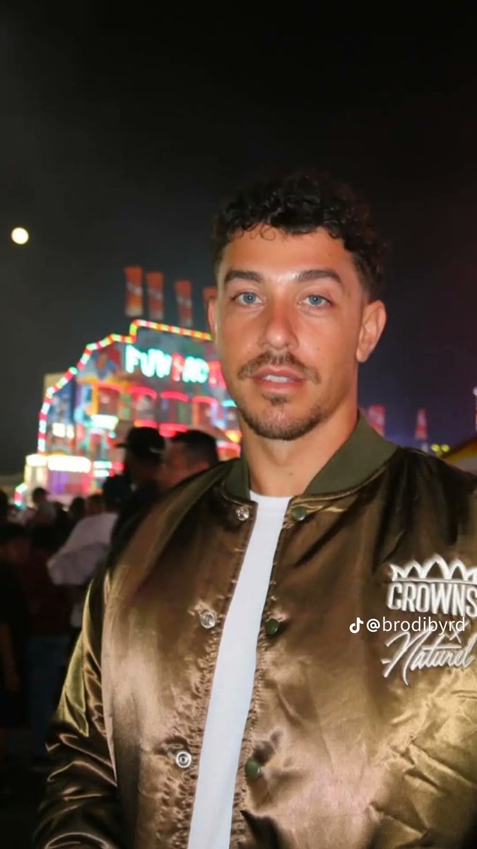 👼🏽 tweet media