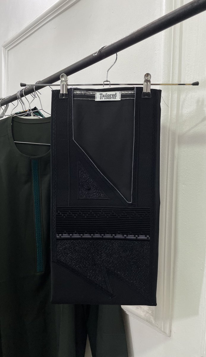 loreetex's tweet image. Get your jimmy carter Agbada from us .