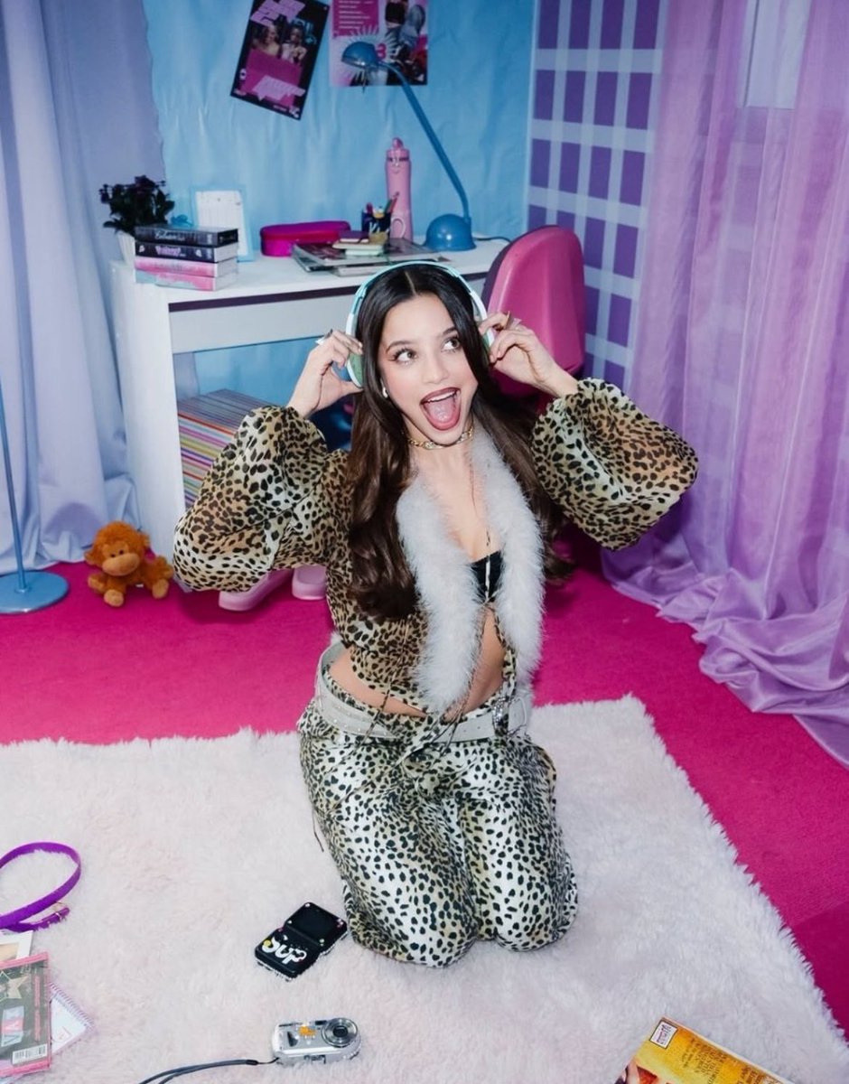 2023                                                     2024