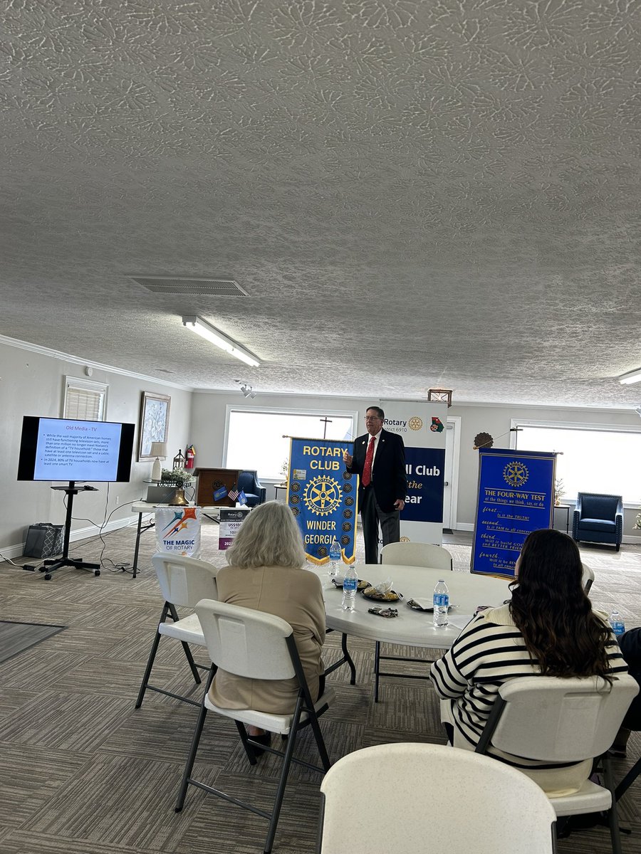 WinderRotary's tweet photo. Thank you to Dr. Van Cantfort for being our speaker and  program today.  His knowledge and expertise in regard to Social Media is paramount. He brought many perspectives of how social media impacts us. Awesome program! https://t.co/zpOEWJ2OWj