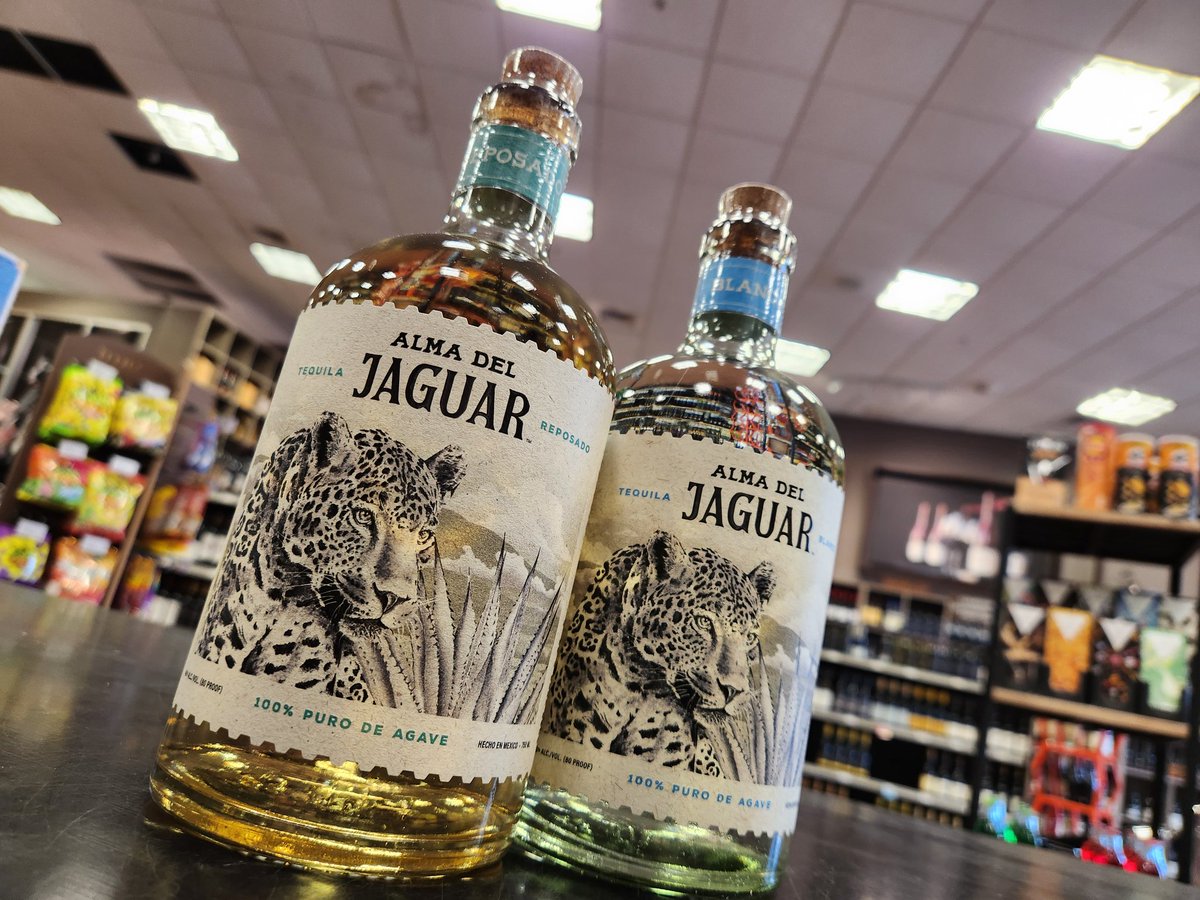 RedstoneLiquors's tweet image. More #additivefree #tequila Alma del Jaguar blanco amd reposado now available in #stoneham Redstone Liquors App and website