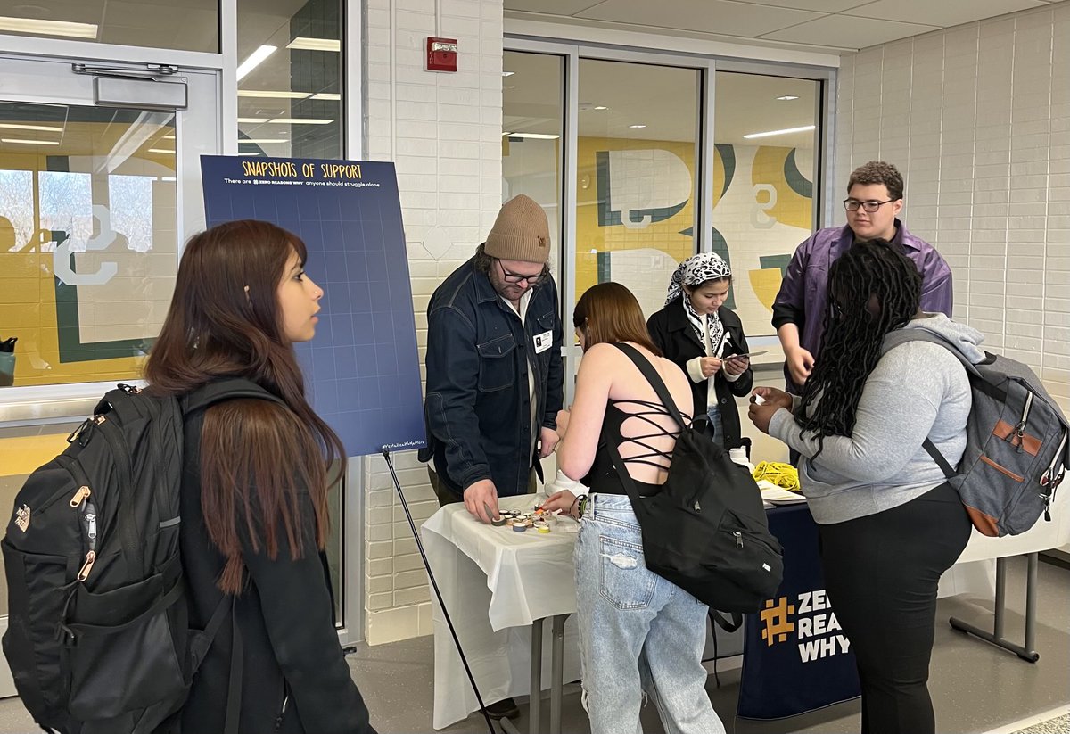 Zero Reasons Why Snapshots of Support for mental health at lunch today! ⁦<a href="/counselingSMS/">counselingSMS</a>⁩ ⁦<a href="/SMSouthTDain/">Dr. Todd Dain</a>⁩