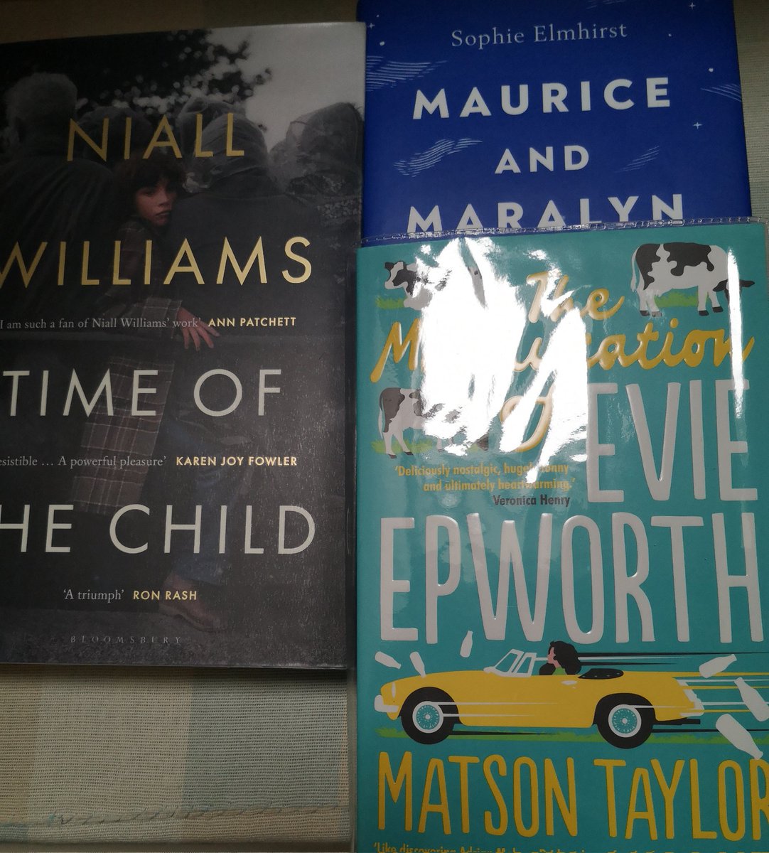 Lovely to have been on the Hear About Books slot on <a href="/seahavenfm/">Seahaven FM 95.6 & 96.3</a>  with <a href="/hawkinthebury/">C Mellor - SeahavenFM Drivetime</a> this afternoon, talking about these three great books. 
<a href="/matson_taylor_/">matson_taylor_</a> <a href="/SophieElmhirst/">Sophie Elmhirst</a>