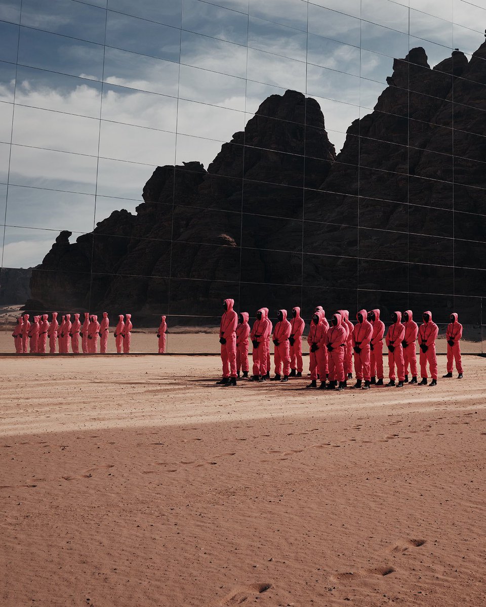 NetflixMENA's tweet image. في وسط العُلا، تزيد إثارة اللعبة. 
#لعبة_الحبّار_في_السعودية