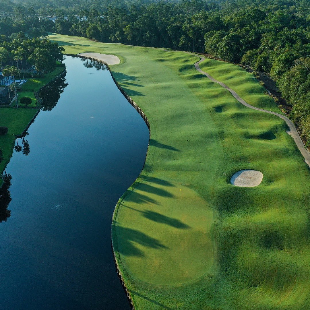 weed_golf's tweet photo. @PGATOUR cards are up for grabs ⛳️ Good luck to all players competing in the final stage of Q-School on the @TPCSawgrass Valley Course. 

Pete Dye, player consultant Jerry Pate and I opened this fun second course at TPC Sawgrass in 1987.

📸 TPC Sawgrass https://t.co/hYa7HkXpa8